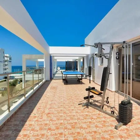 Terrific With Sea Views From Balcony In Protaras, 1682 Appartamento Protaras