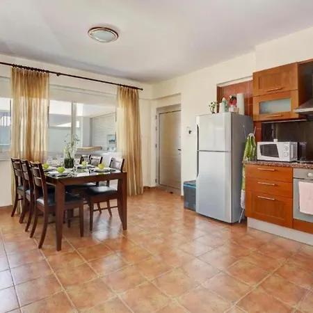 Appartement Terrific With Sea Views From Balcony In Protaras, 1682 Protaras