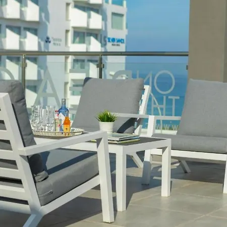 Terrific With Sea Views From Balcony In Protaras, 1682 Appartement *